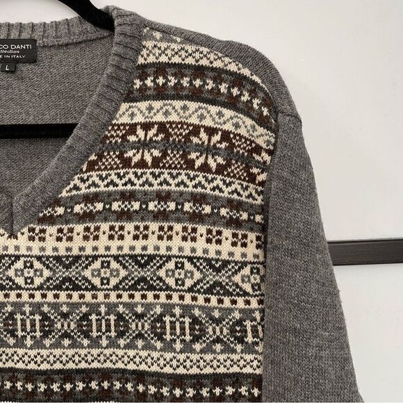 [l] Men’s Wool Blend Grey, Creme’ Red Snowflake Fair Isle Pattern V Neck Sweater - Picture 10 of 14